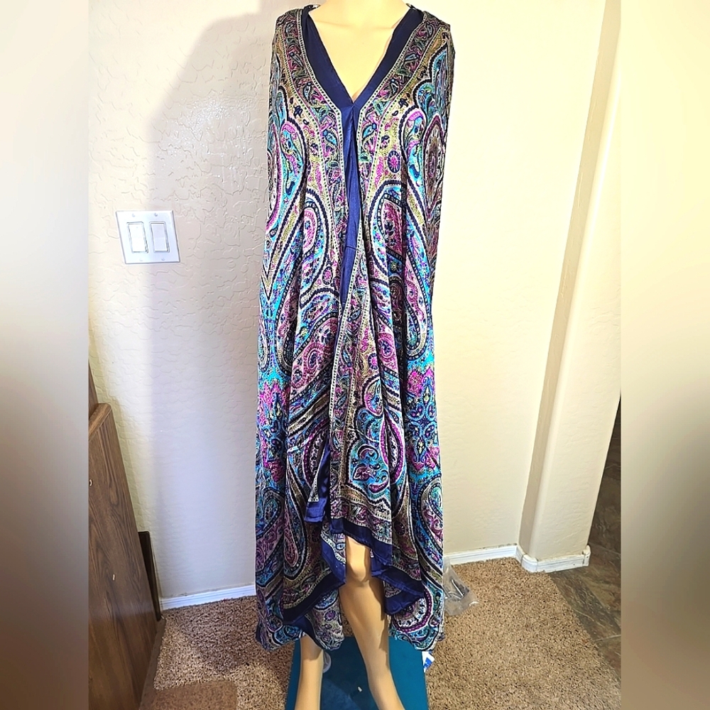 Jovani Design Elegant Paisley Silk Blend Flow Dress Size O/S